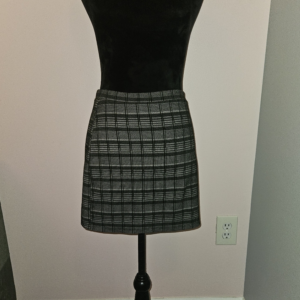 Forever 21 Plaid Mini Skirt - Size Medium